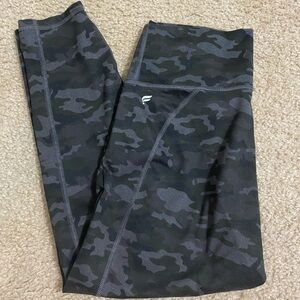 Fabletics camo leggings